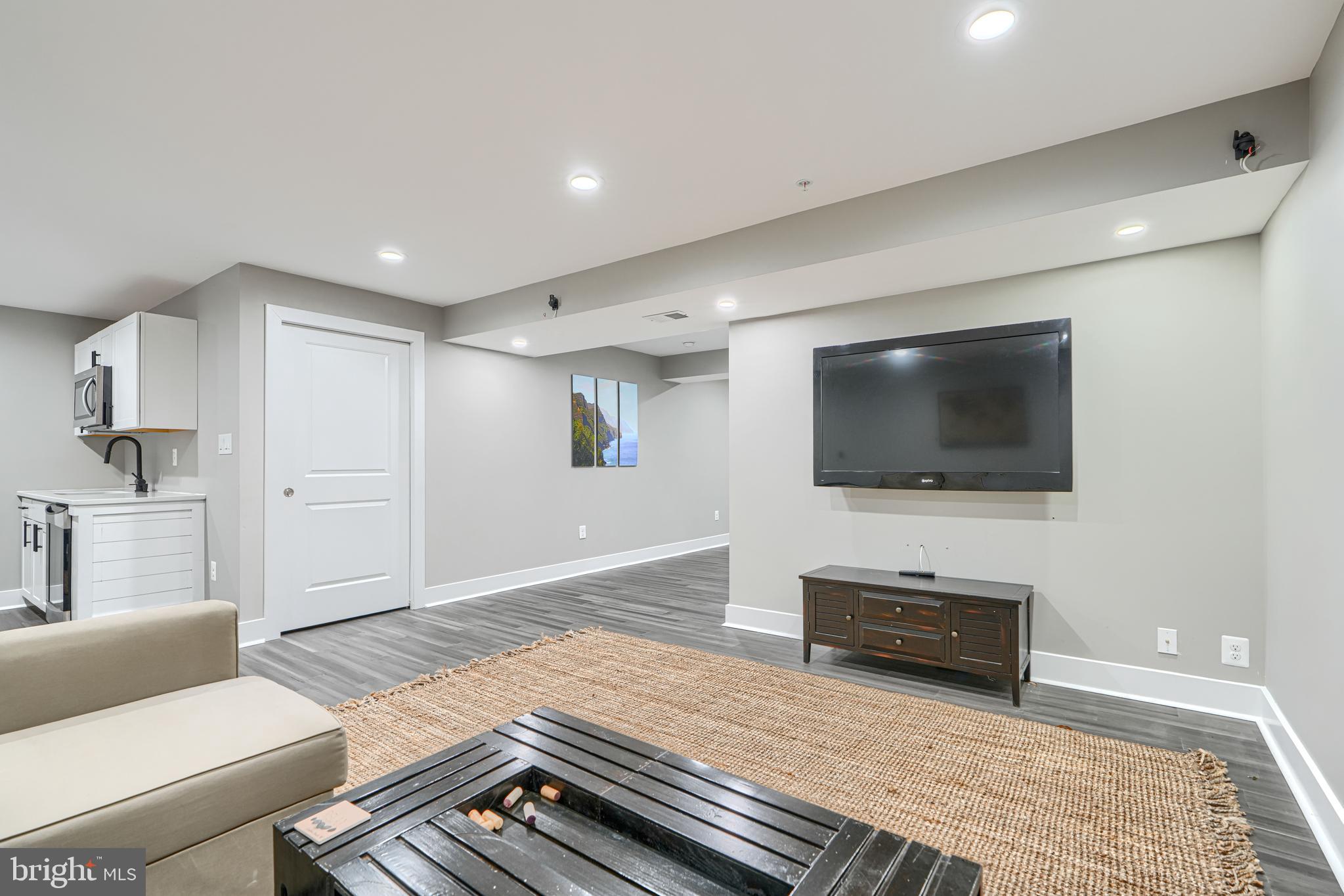 FIELDCREST - Residential