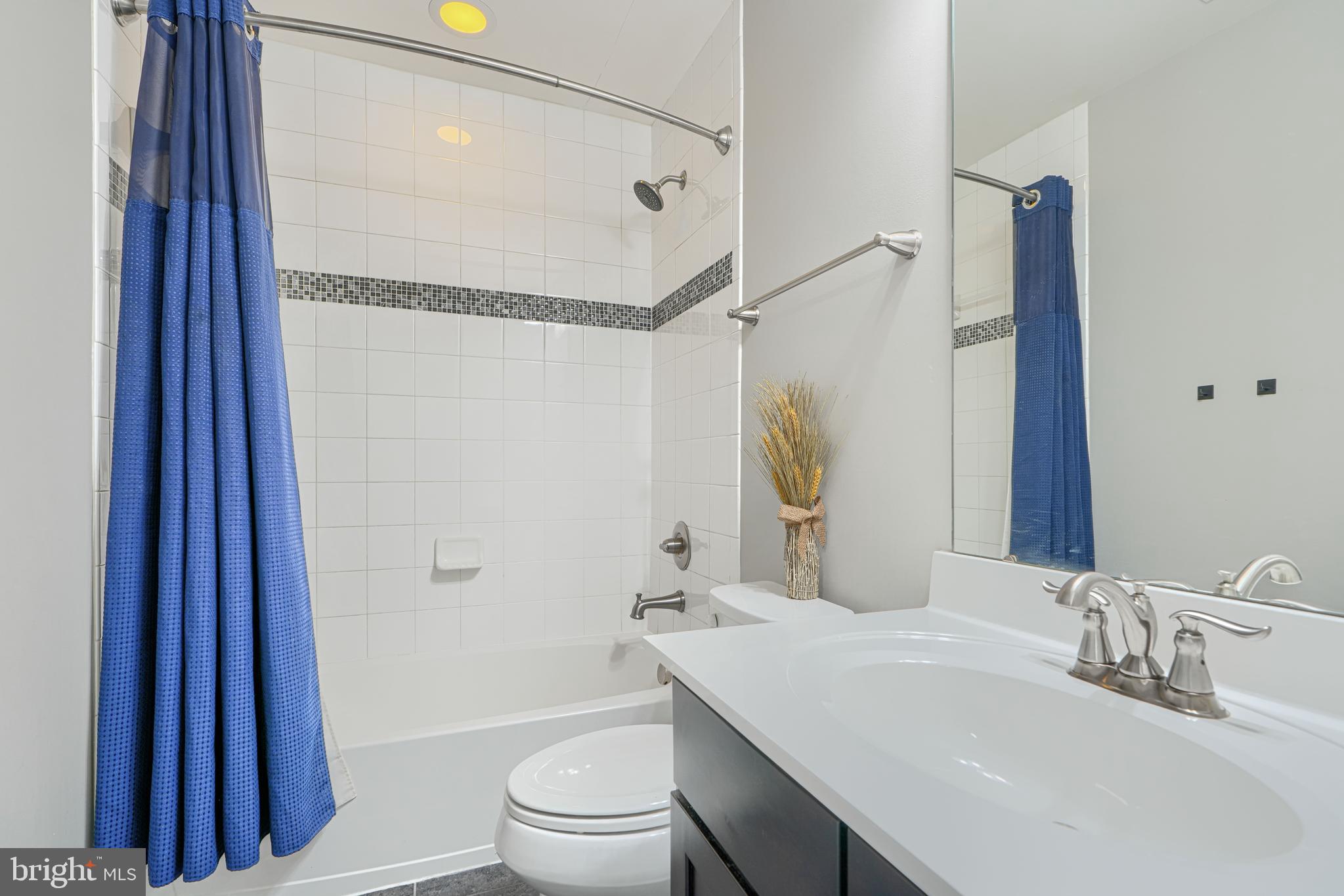 FIELDCREST - Residential
