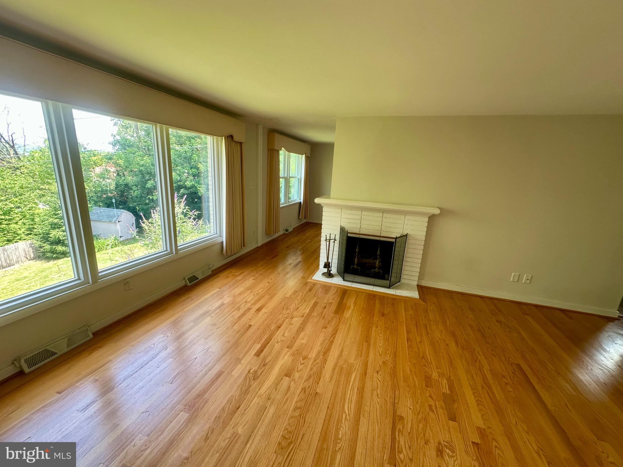 HAINES ACRES - Residential Lease