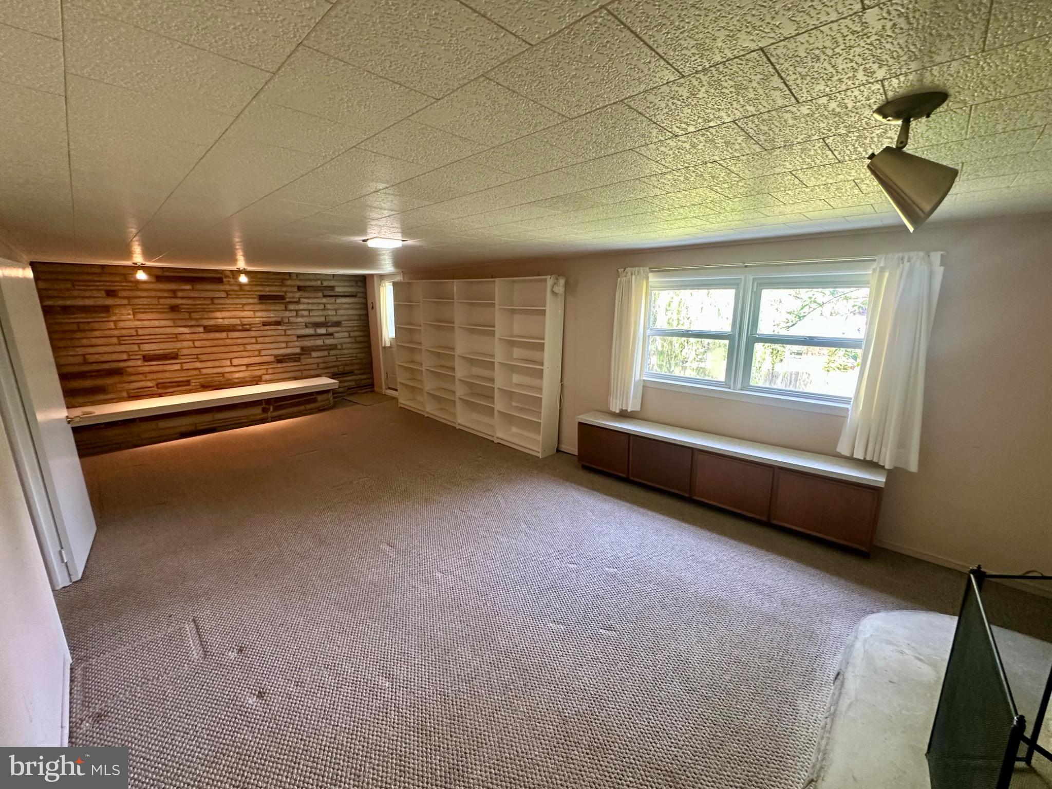 HAINES ACRES - Residential Lease