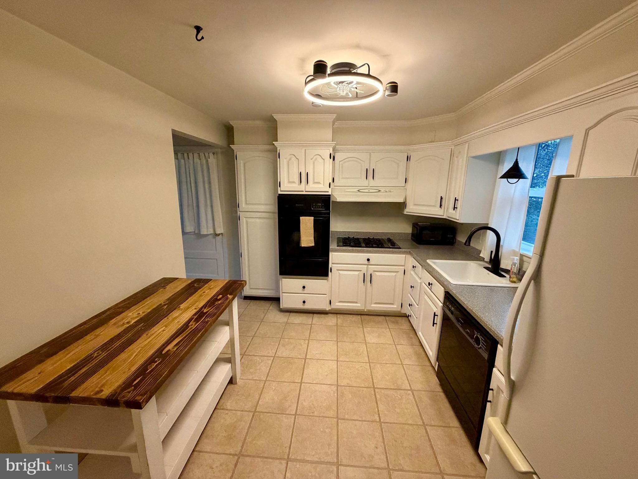 HAINES ACRES - Residential Lease