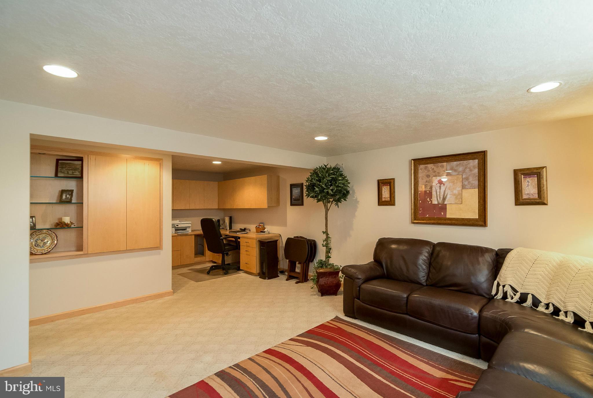 WILES ESTATES - Residential