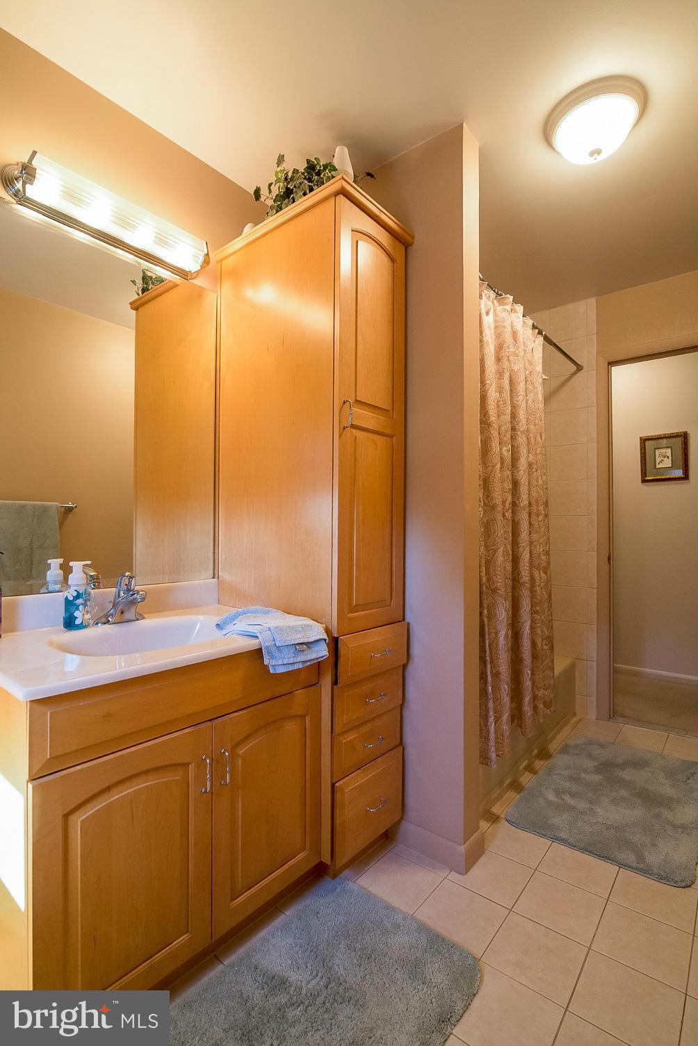 WILES ESTATES - Residential