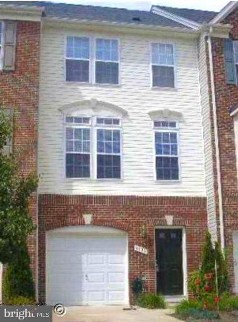 Photo of 4133 Cressida Place, WOODBRIDGE, VA 22192 (MLS # VAPW2118158)