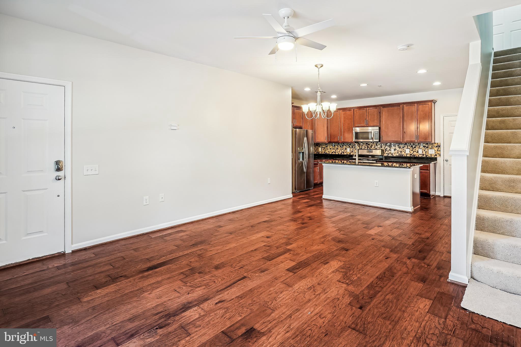 TOWNES AT GOOSE CREEK VILLAGE - Residential