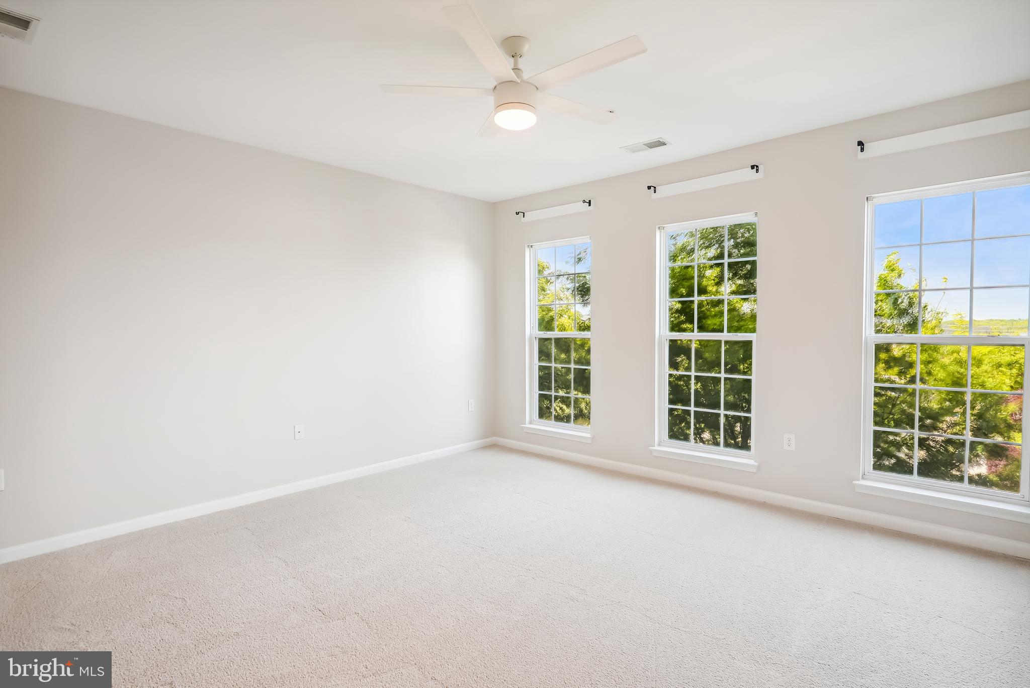 TOWNES AT GOOSE CREEK VILLAGE - Residential