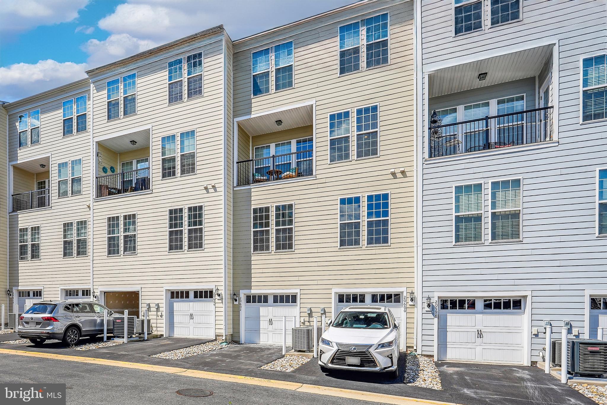 TOWNES AT GOOSE CREEK VILLAGE - Residential