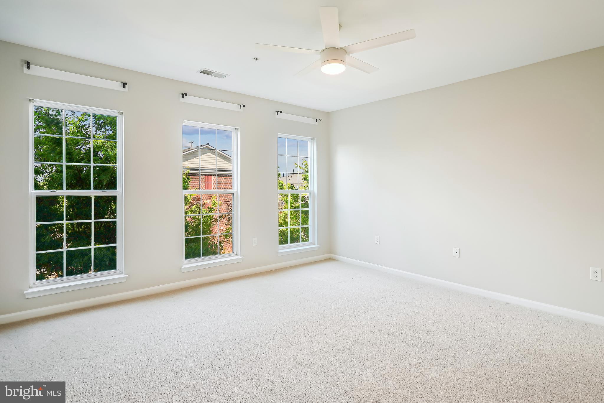 TOWNES AT GOOSE CREEK VILLAGE - Residential