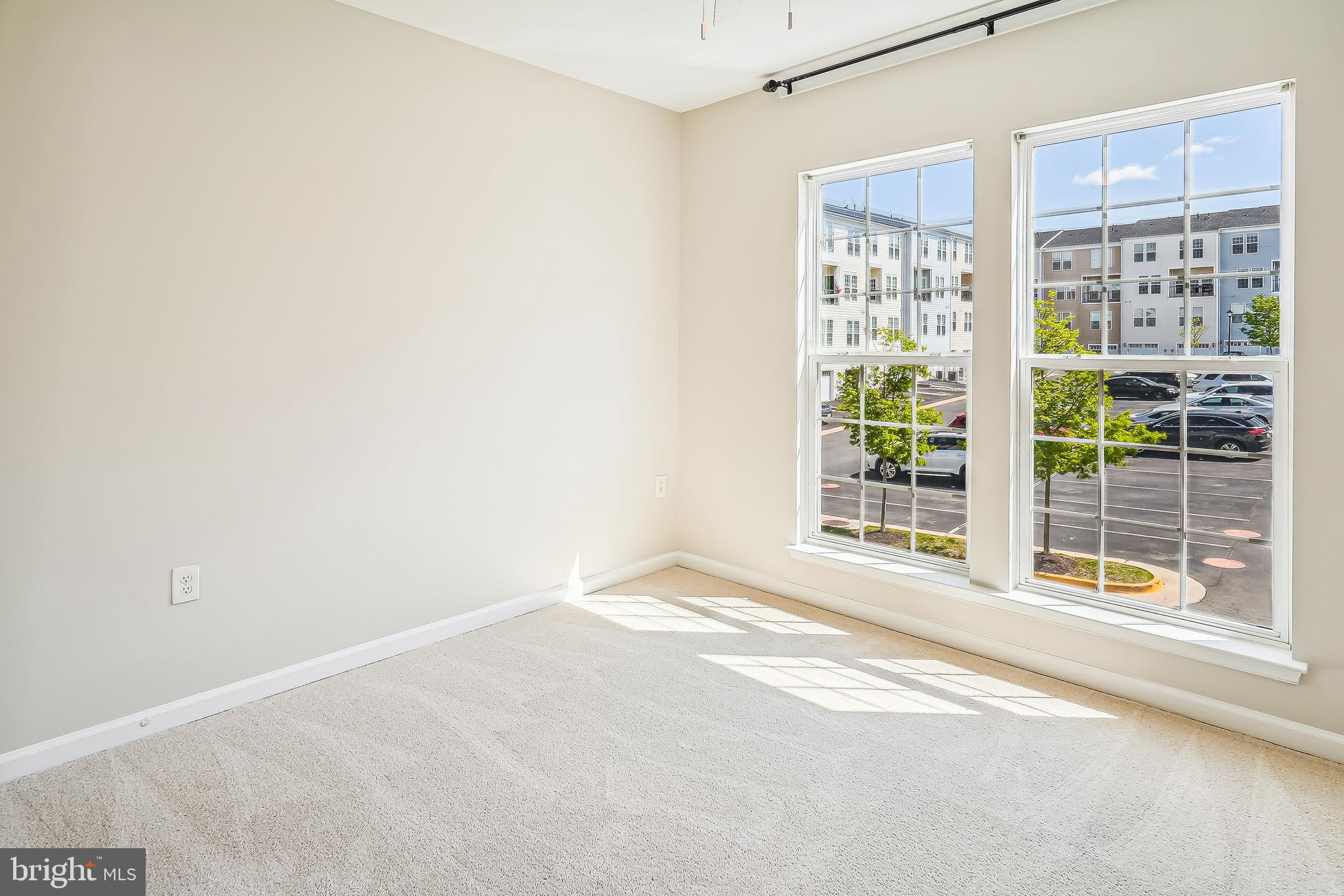 TOWNES AT GOOSE CREEK VILLAGE - Residential