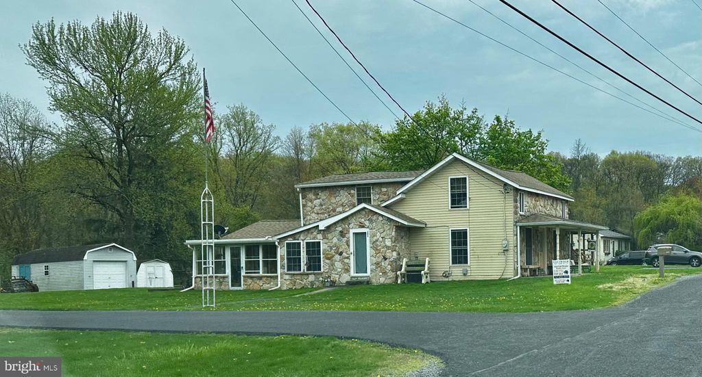 Photo of 202 Decatur Street, Elizabethtown, PA 17022 (MLS # PALA2052468)