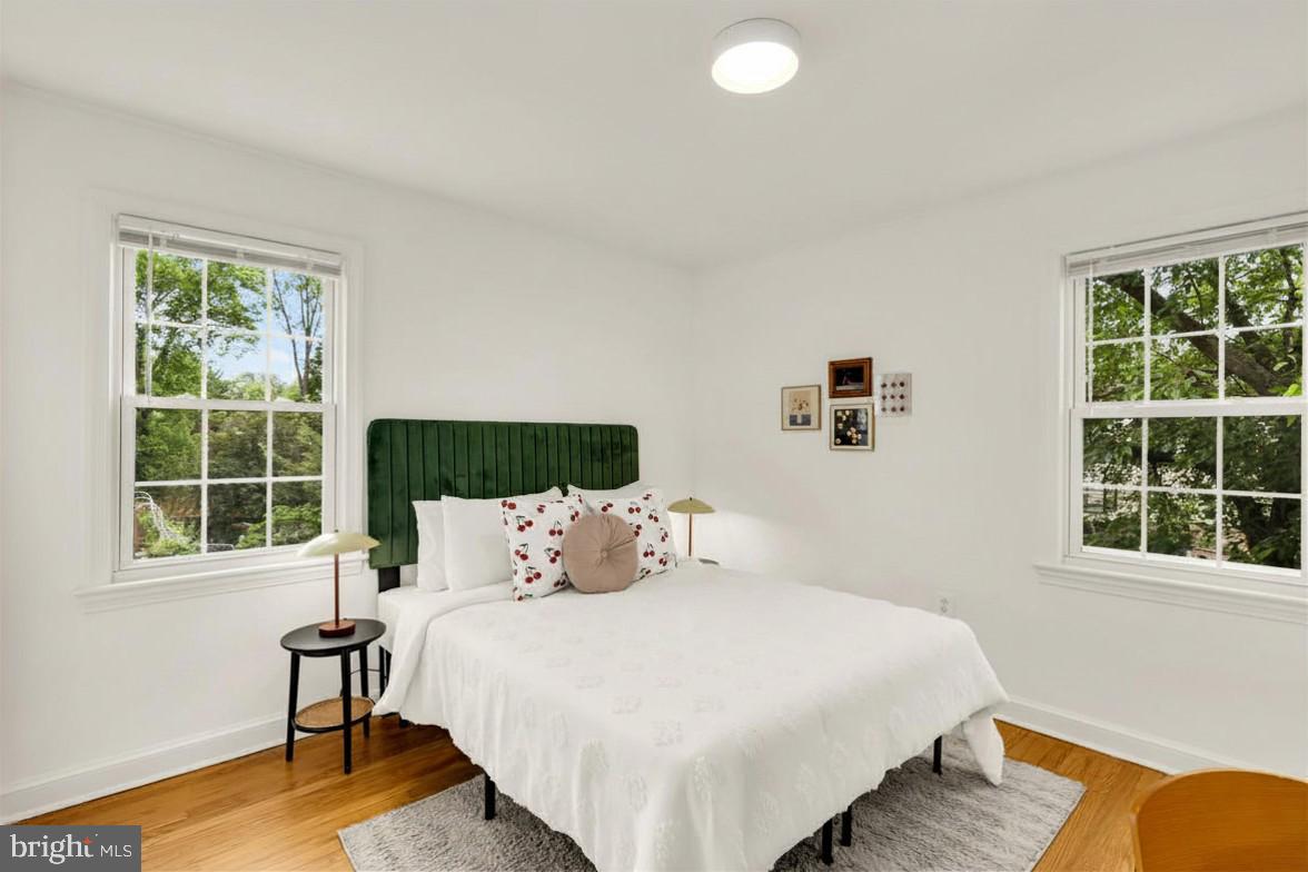 NORTH WOODSIDE - Residential