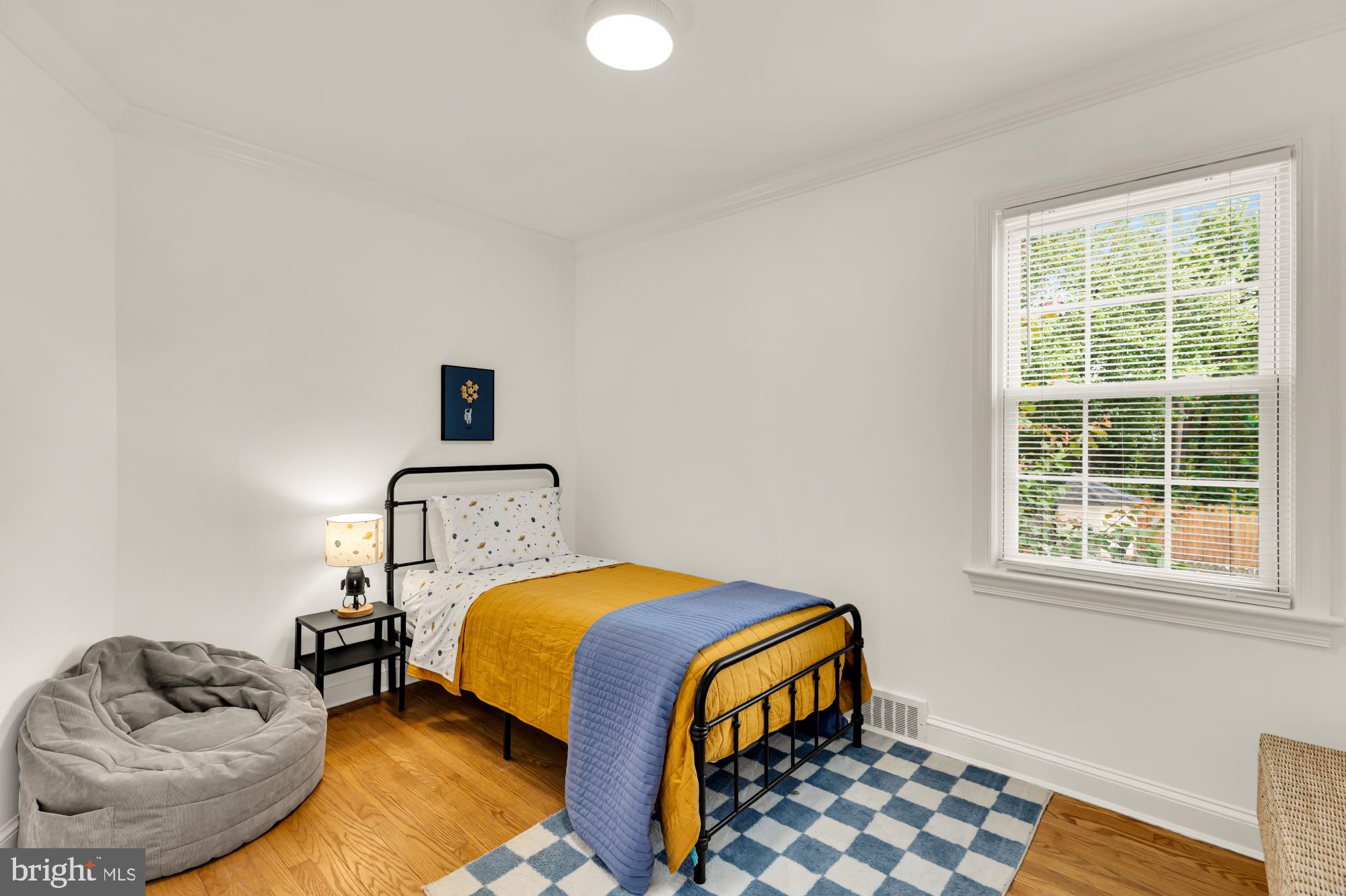 NORTH WOODSIDE - Residential