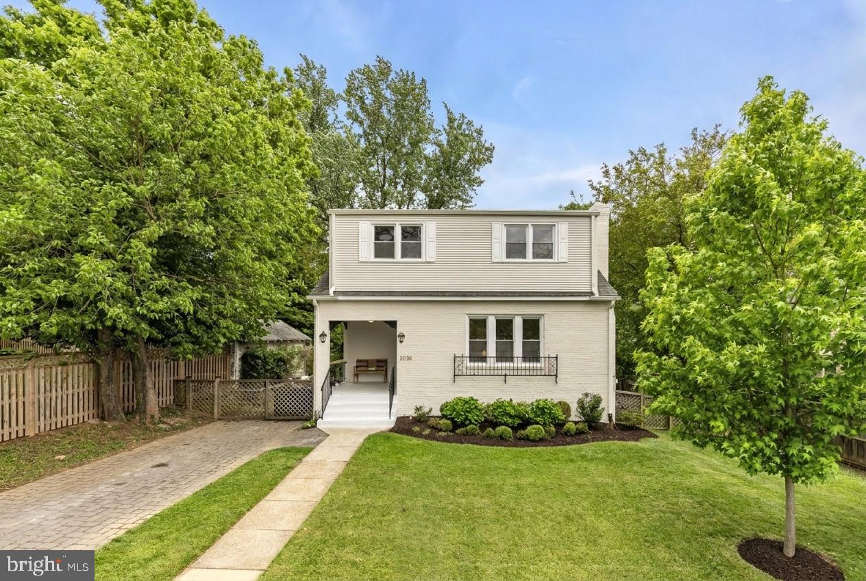 NORTH WOODSIDE - Residential
