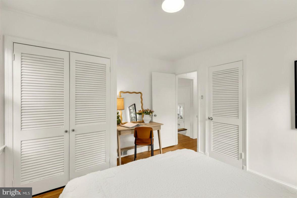 NORTH WOODSIDE - Residential