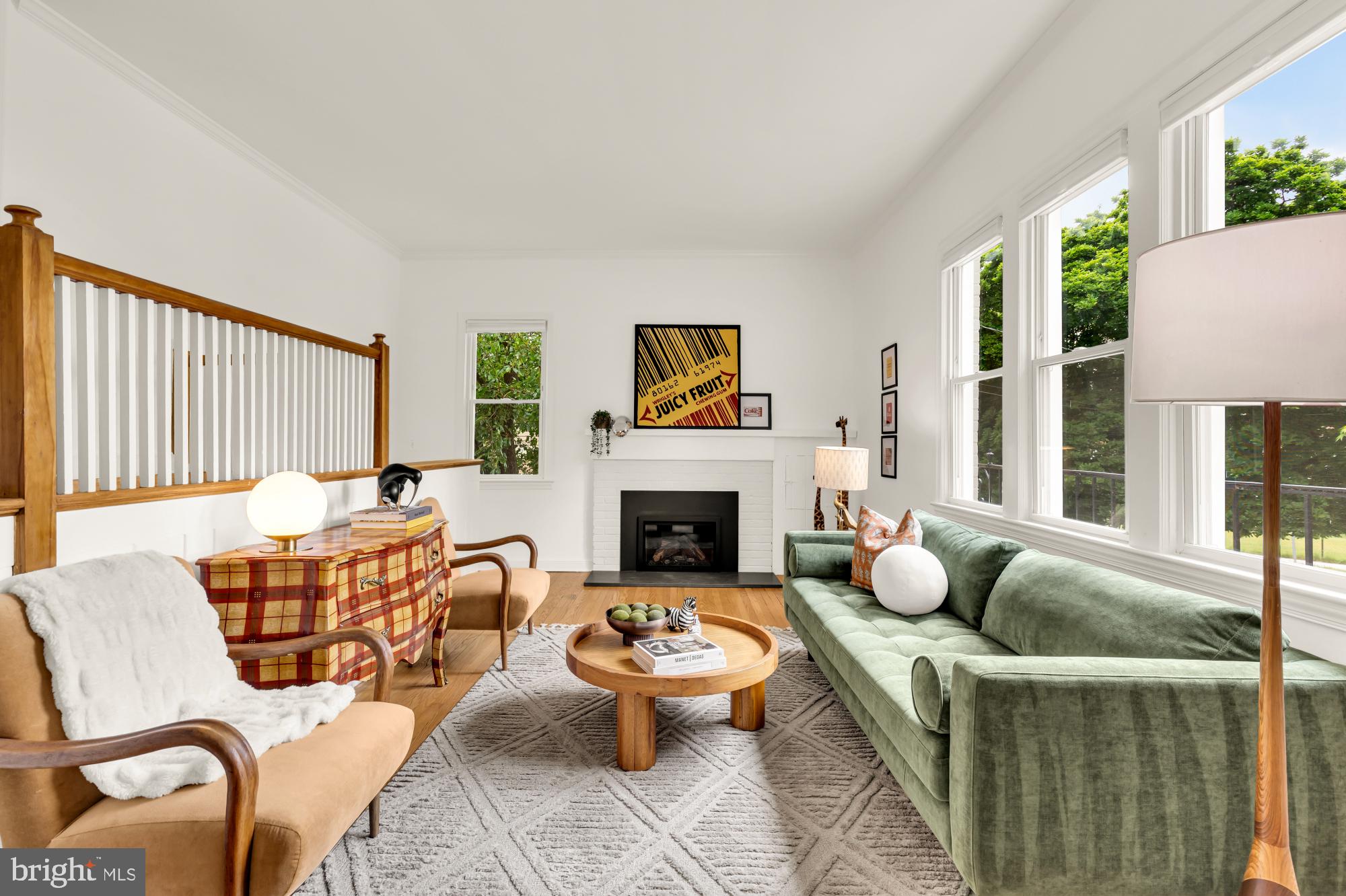NORTH WOODSIDE - Residential