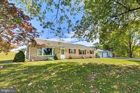 Photo of 4130 Holly Drive, COLUMBIA, PA 17512 (MLS # PALA2077800)