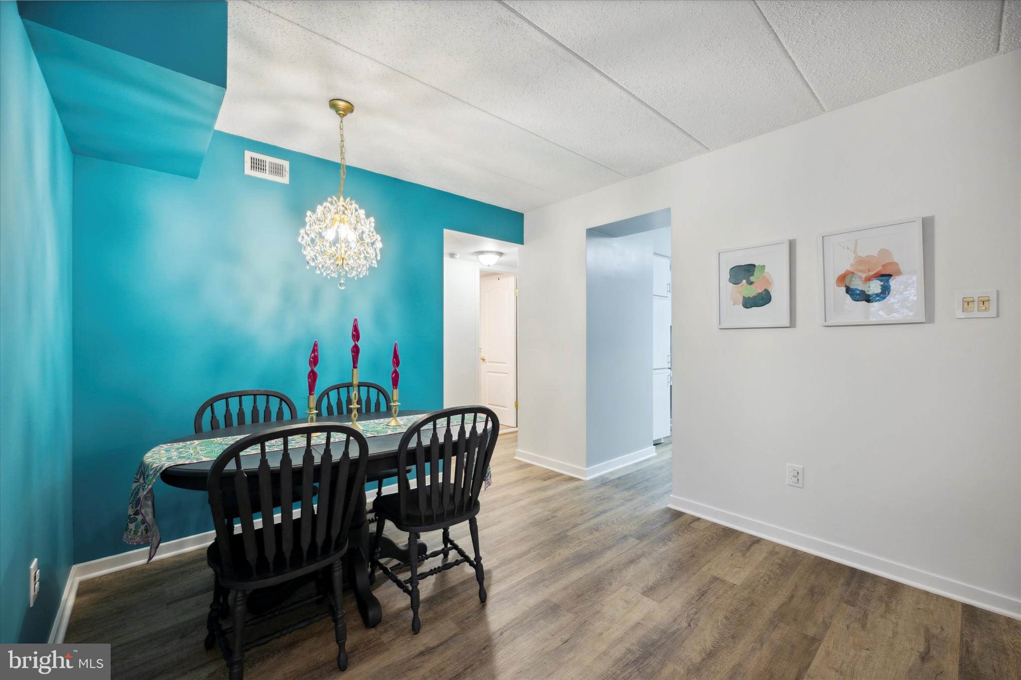 GREEN TREE SUMMIT - Residential