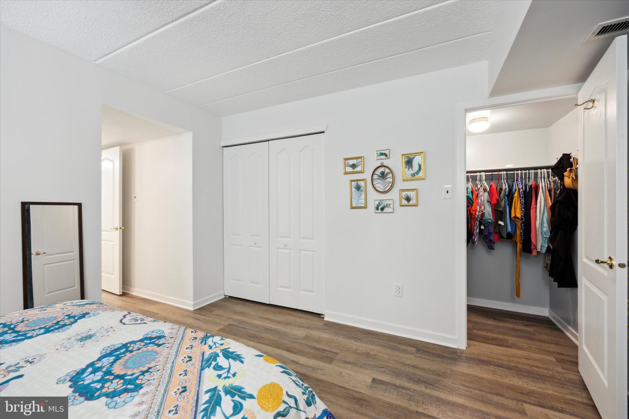 GREEN TREE SUMMIT - Residential