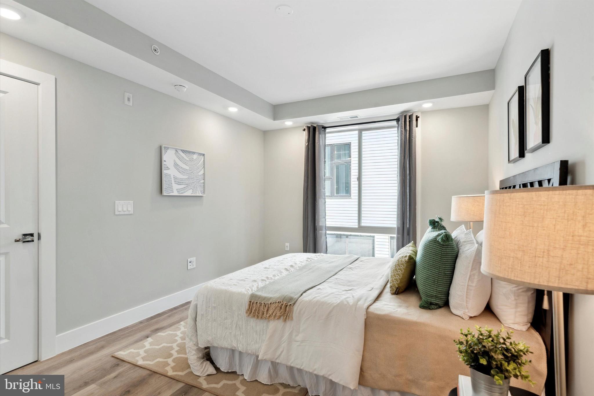 OLDE KENSINGTON - Residential Lease