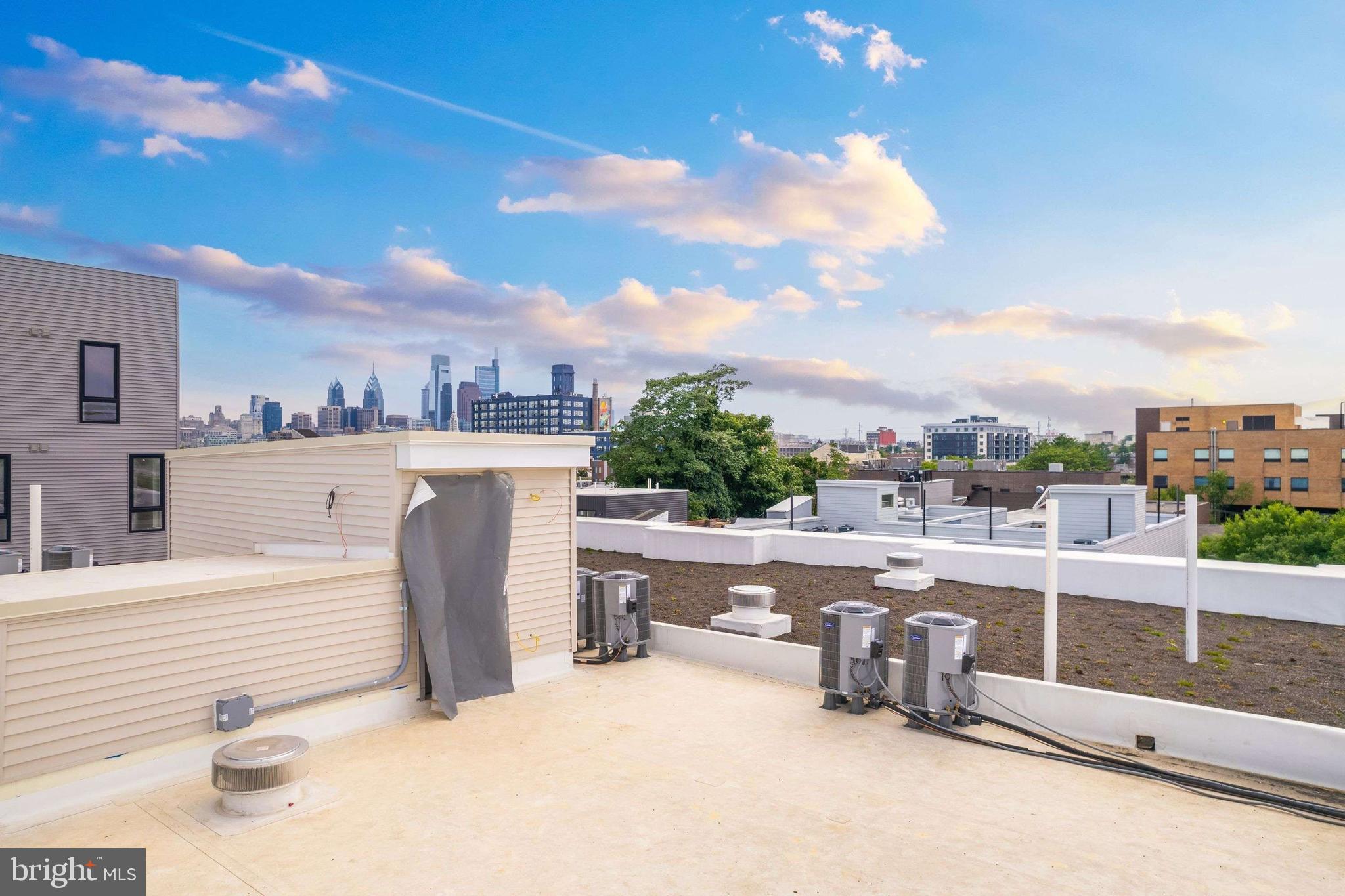 OLDE KENSINGTON - Residential Lease