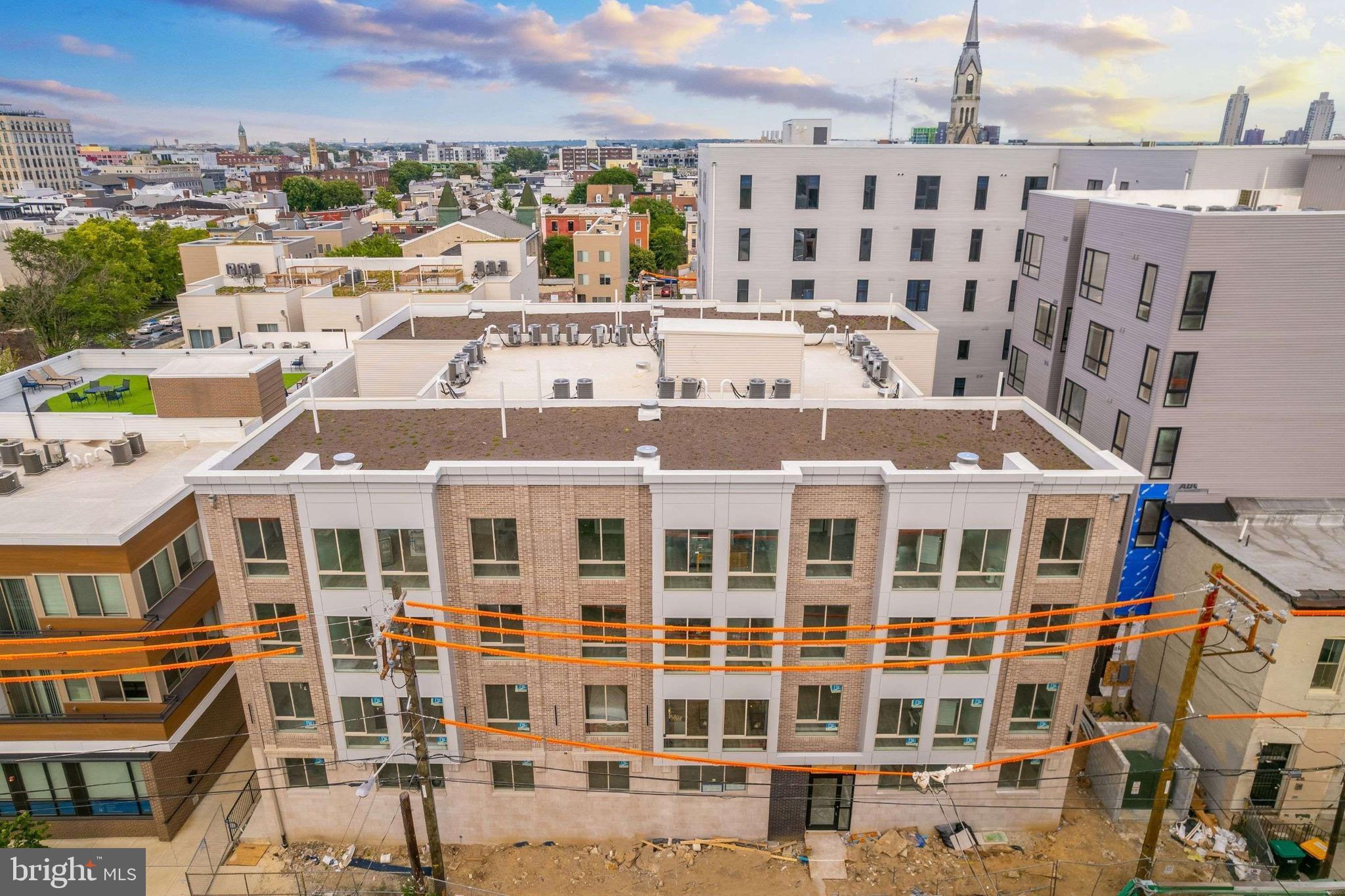 OLDE KENSINGTON - Residential Lease