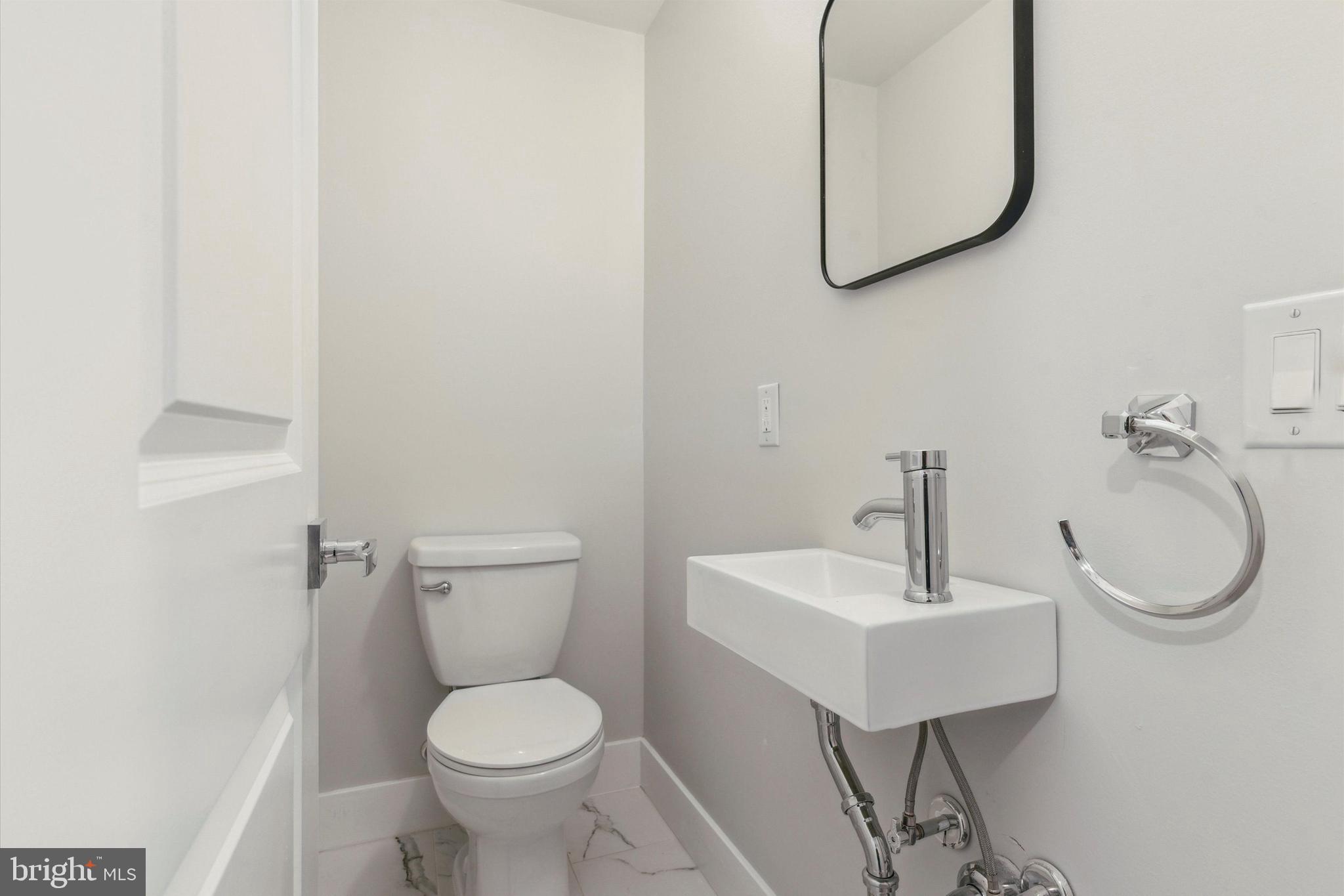 OLDE KENSINGTON - Residential Lease