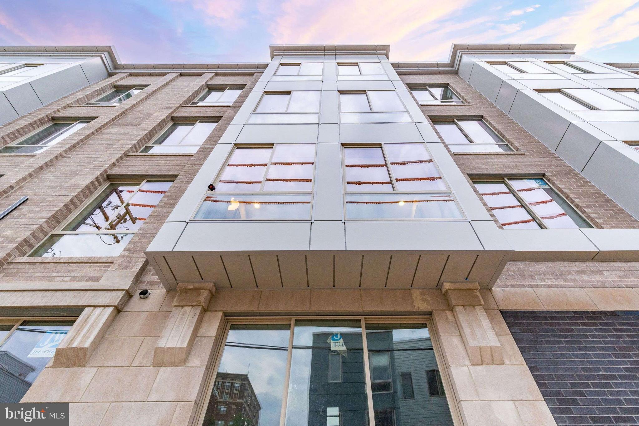 OLDE KENSINGTON - Residential Lease