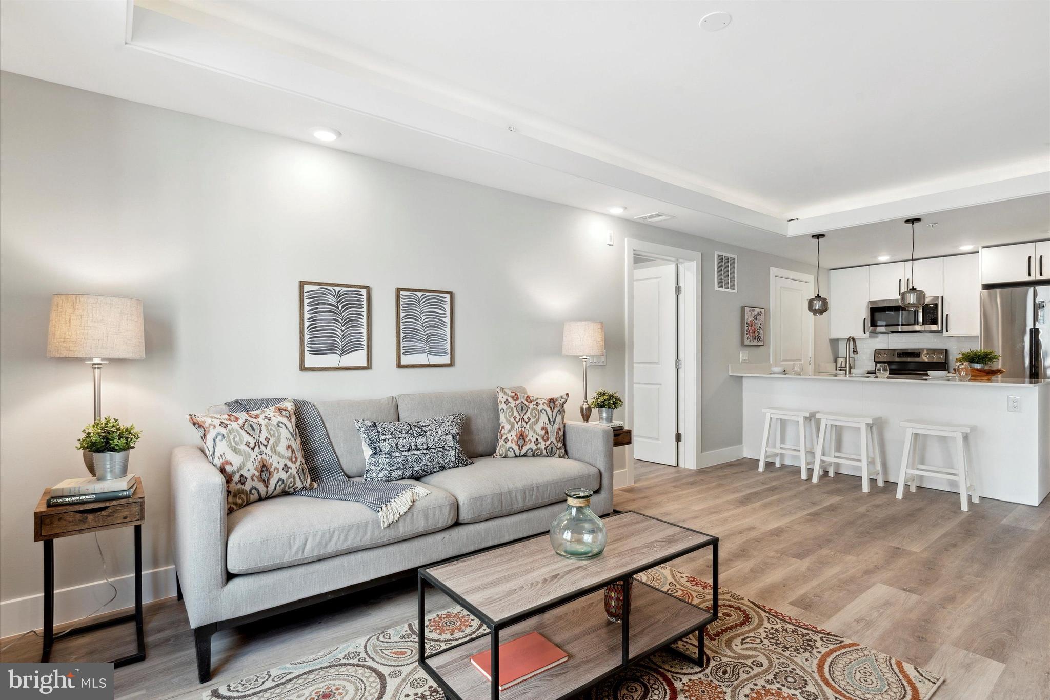 OLDE KENSINGTON - Residential Lease