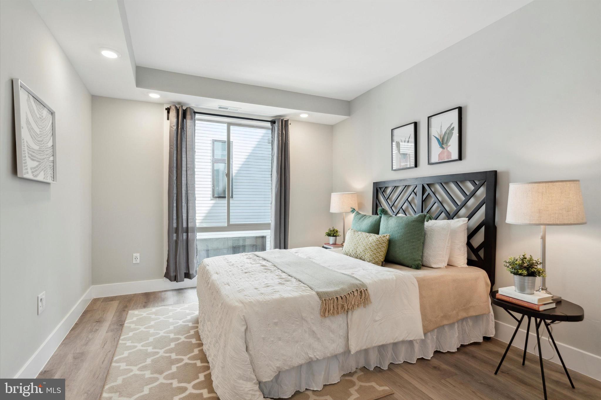 OLDE KENSINGTON - Residential Lease