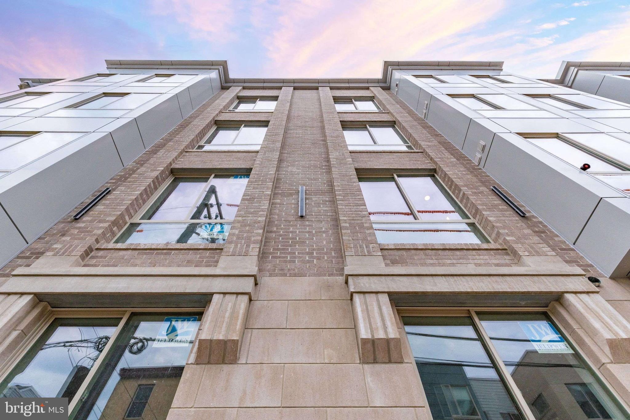 OLDE KENSINGTON - Residential Lease