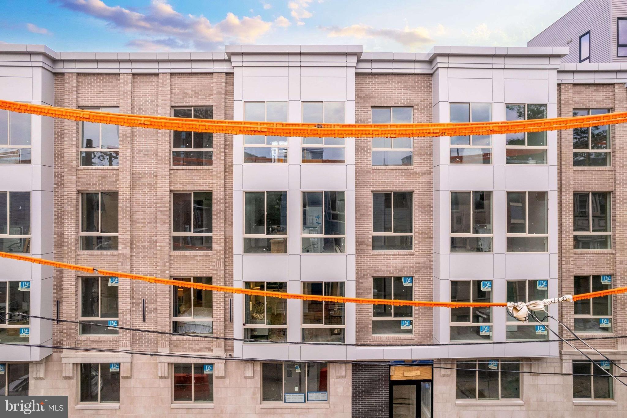 OLDE KENSINGTON - Residential Lease