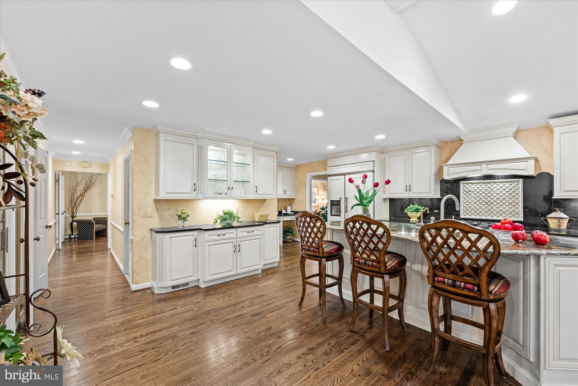 PINE KNOLLS - Residential