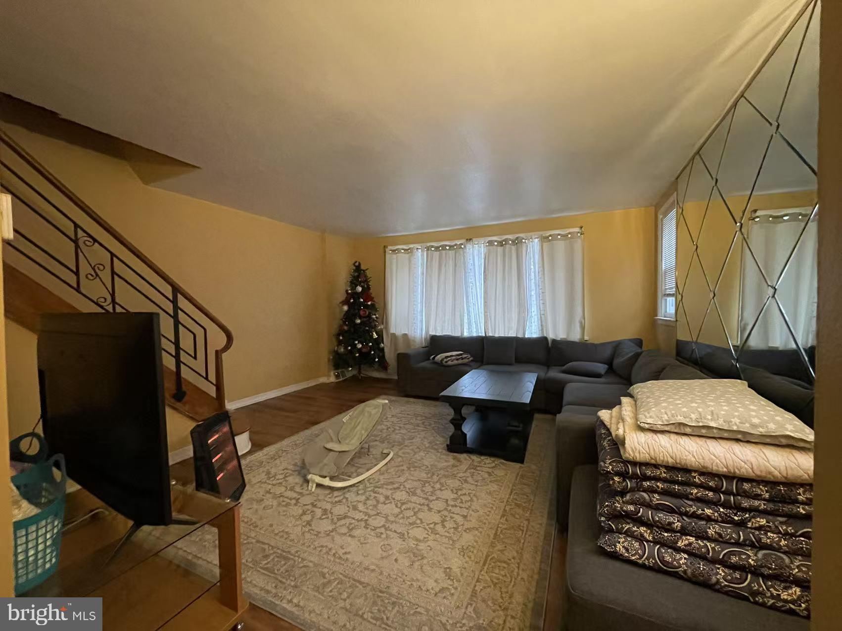 LEXINGTON PARK - Residential