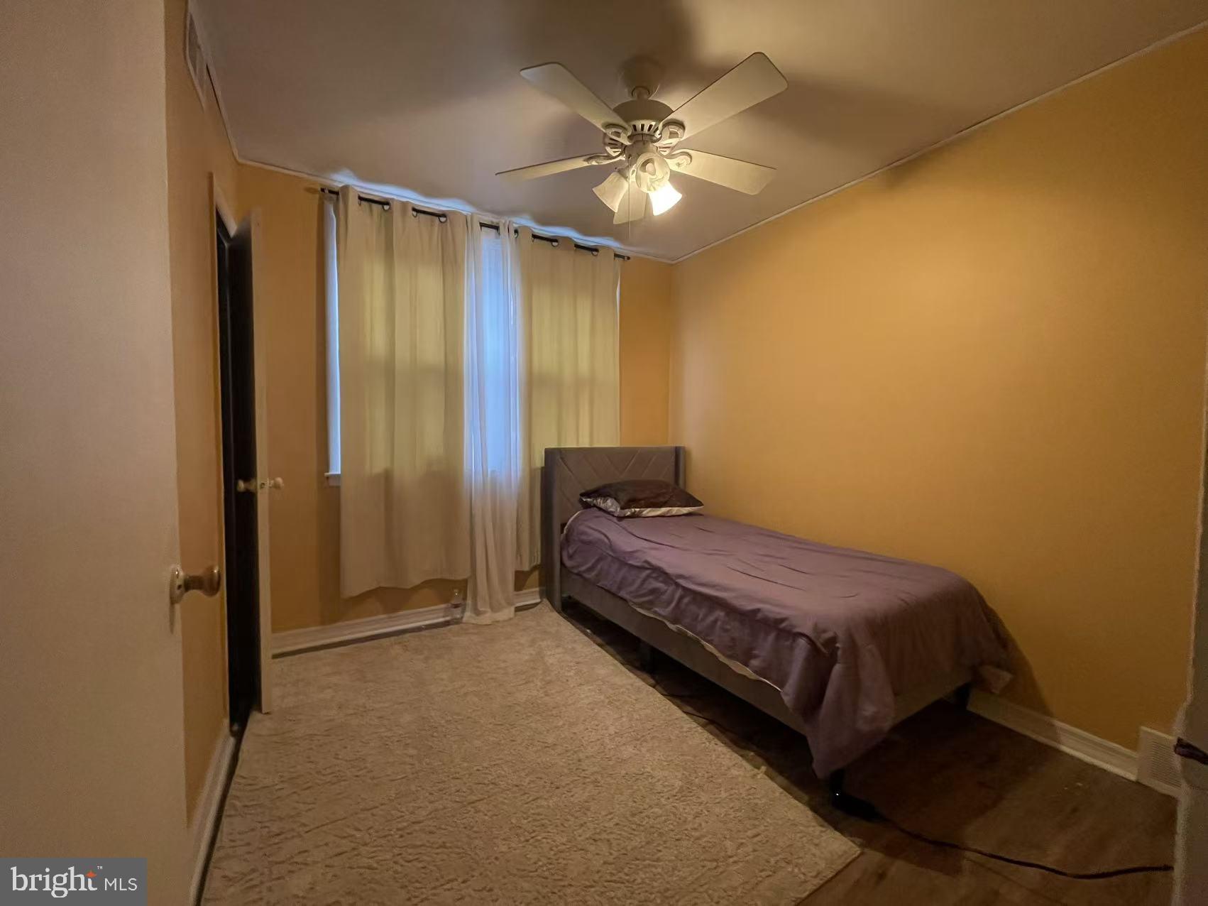 LEXINGTON PARK - Residential