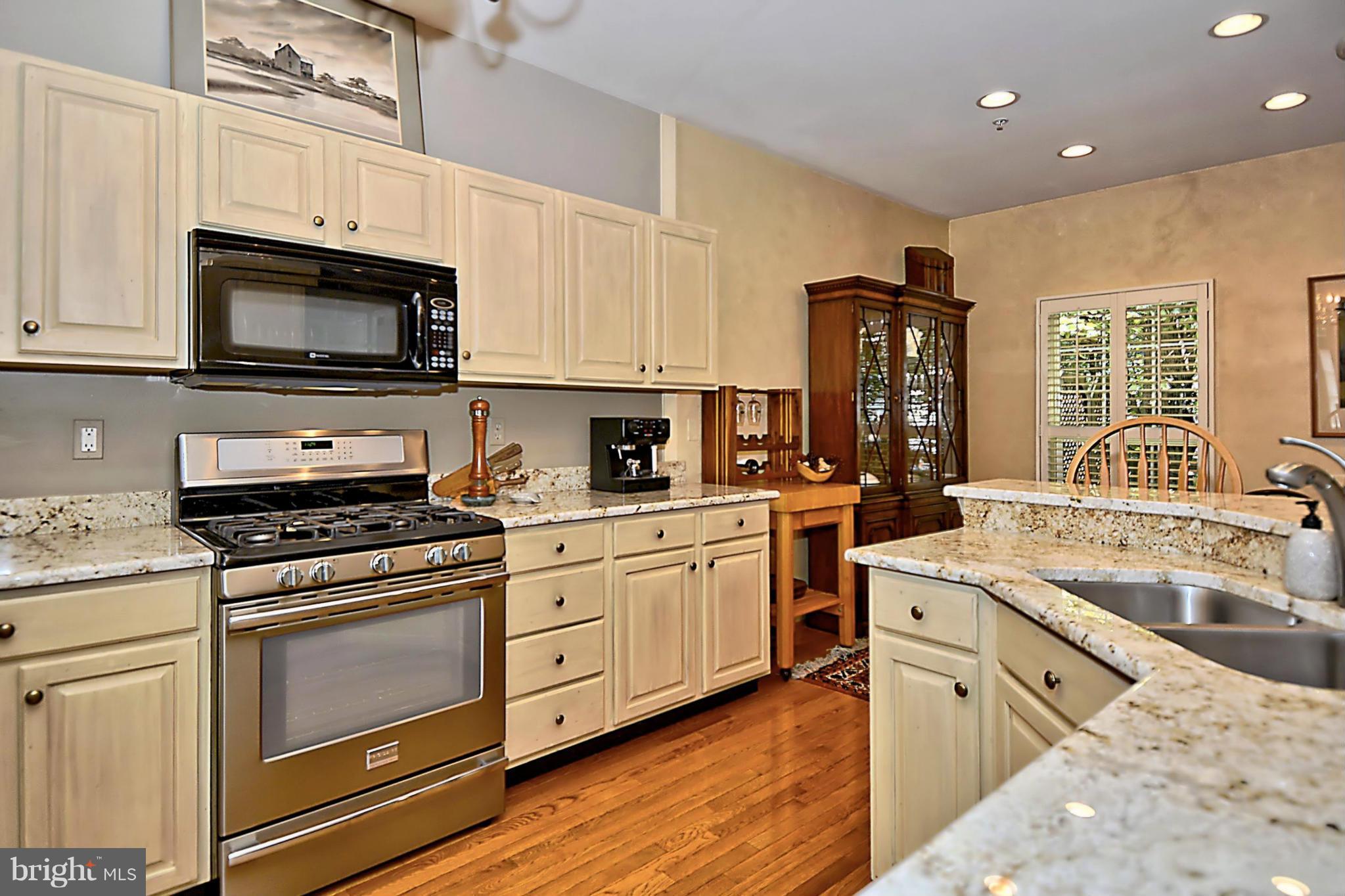 WATERS EDGE AT WOODS LANDING - Residential