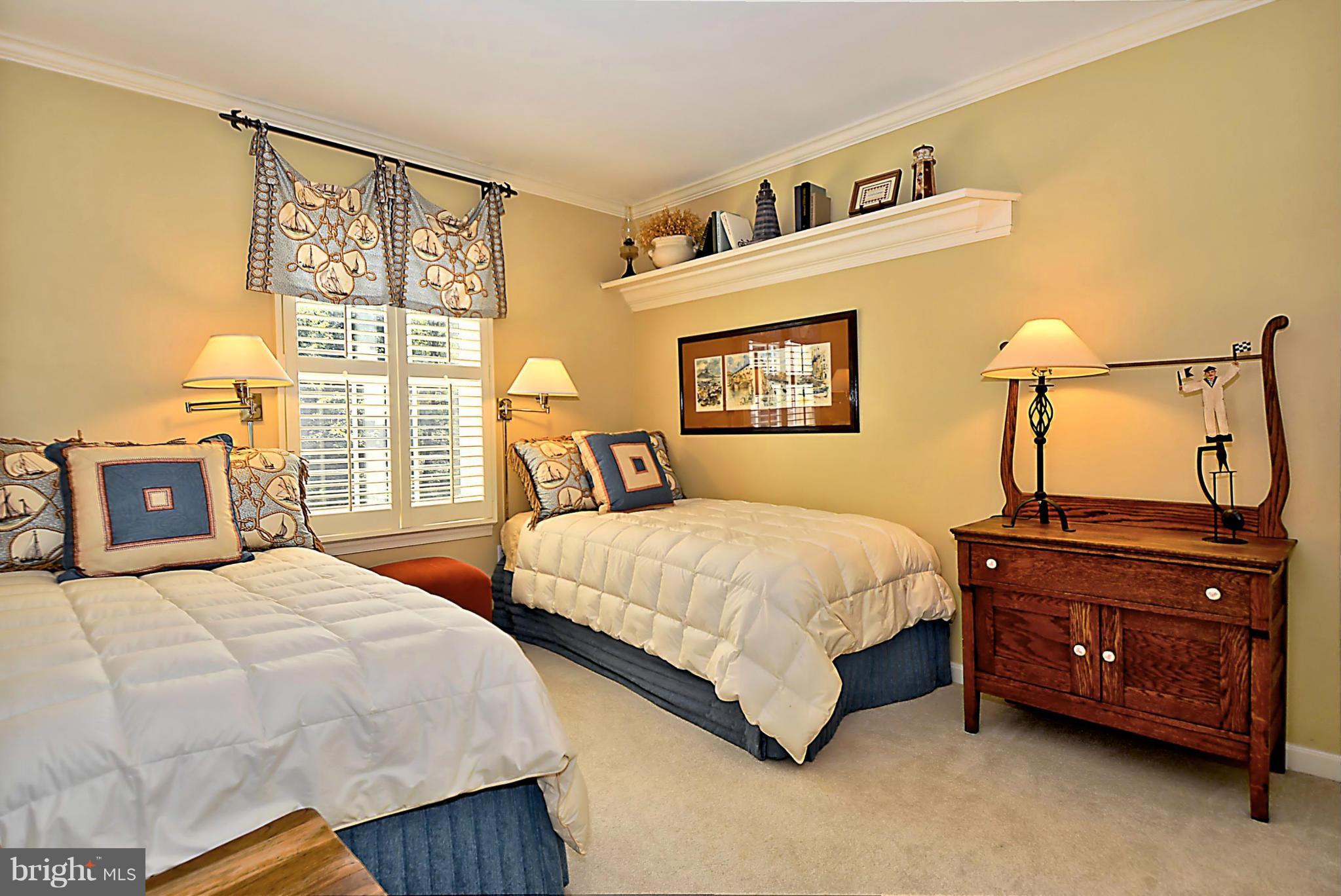 WATERS EDGE AT WOODS LANDING - Residential