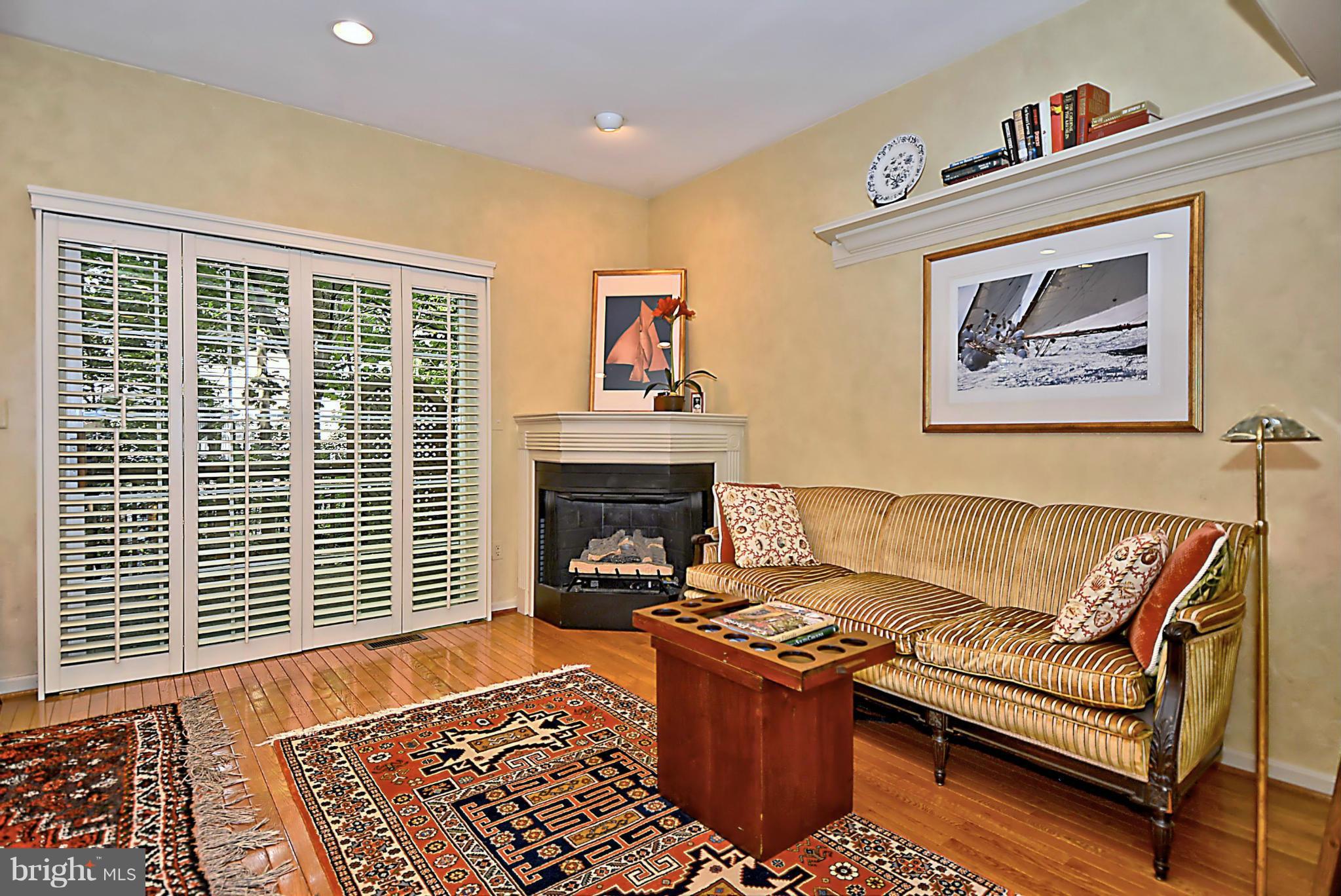 WATERS EDGE AT WOODS LANDING - Residential