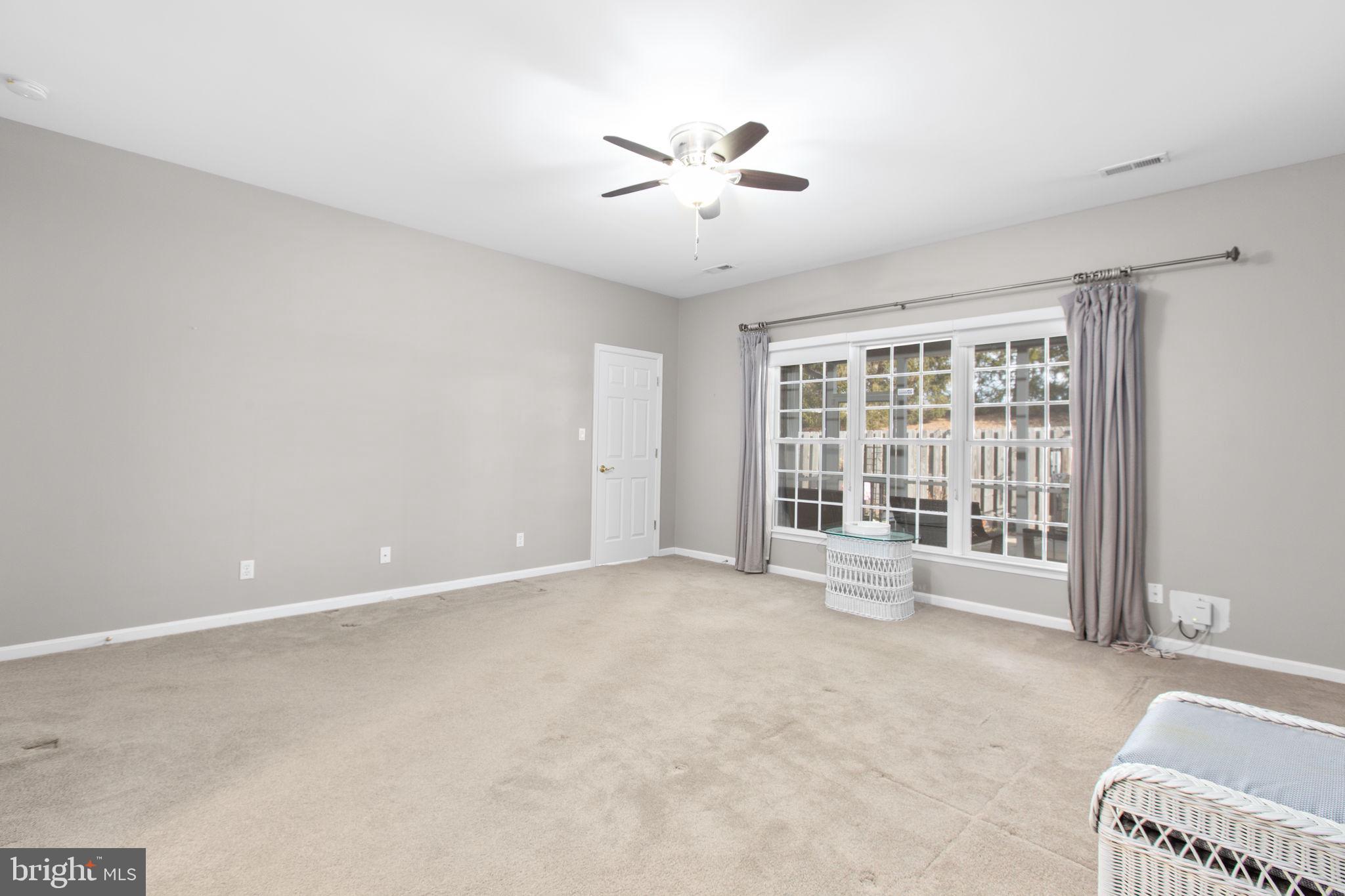 SALEM FIELDS - Residential