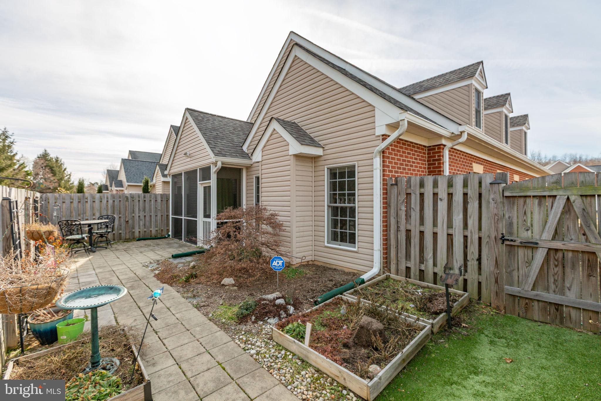 SALEM FIELDS - Residential