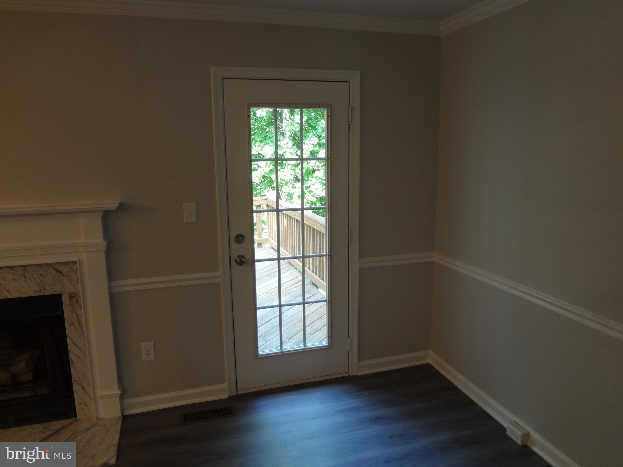 HAMPTON OAKS - Residential Lease