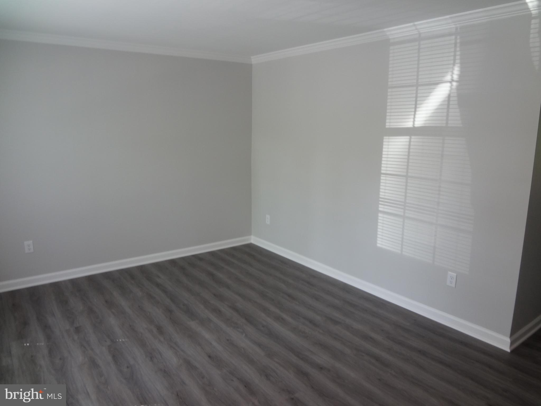 HAMPTON OAKS - Residential Lease