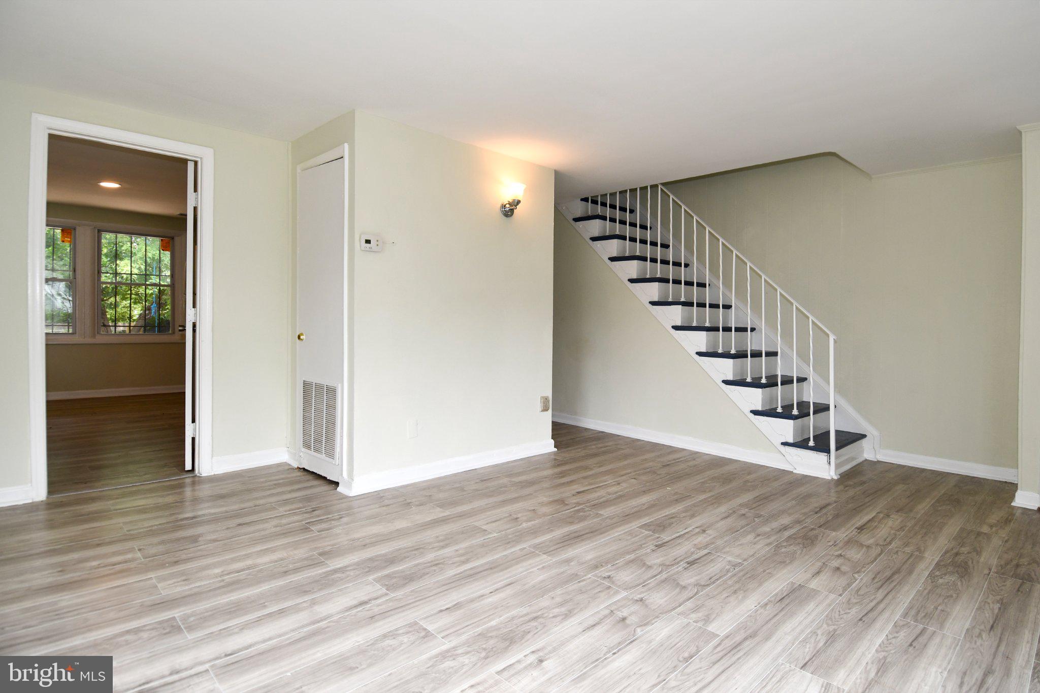 7768 BURNSIDE ROAD