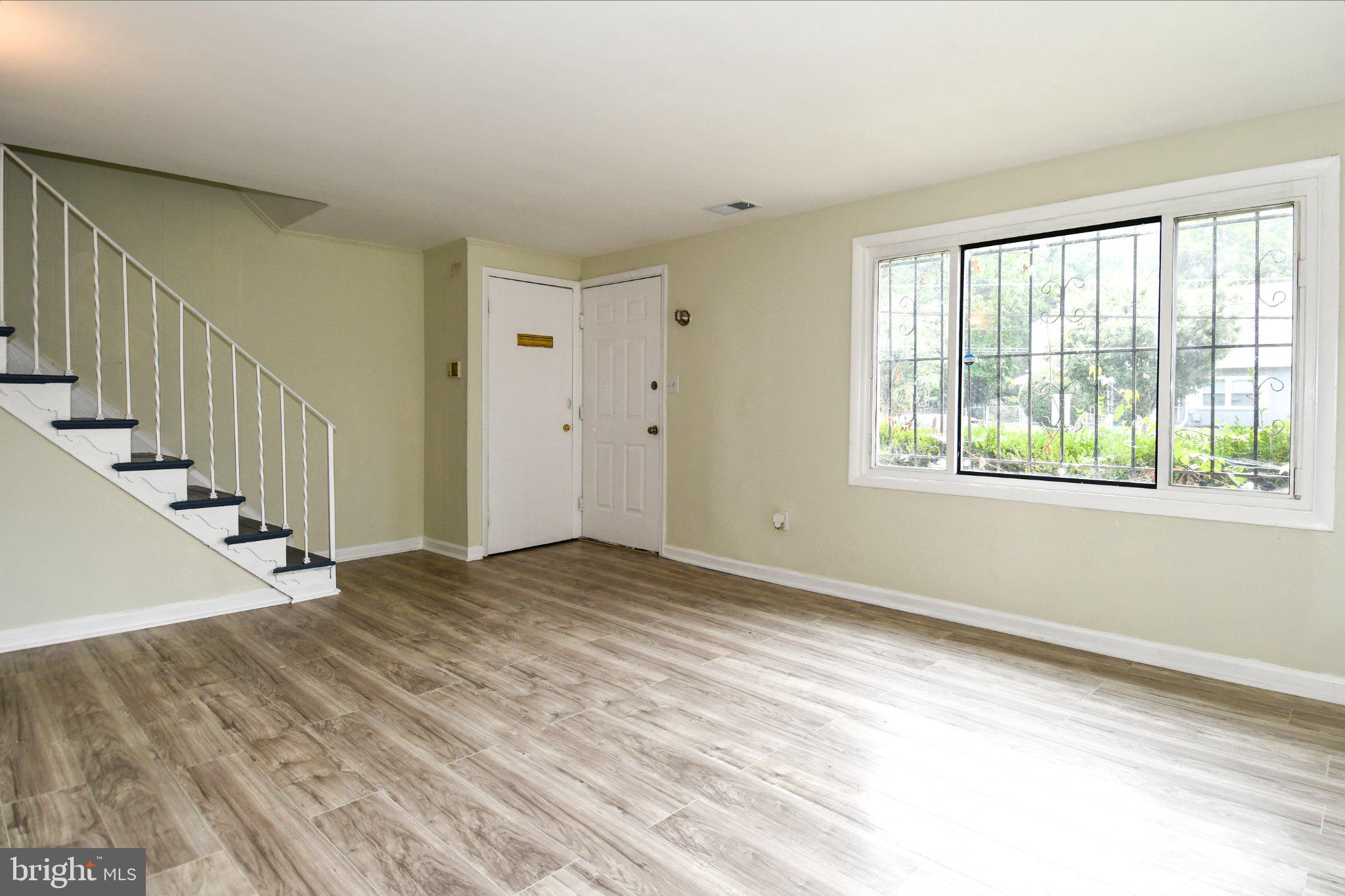 7768 BURNSIDE ROAD