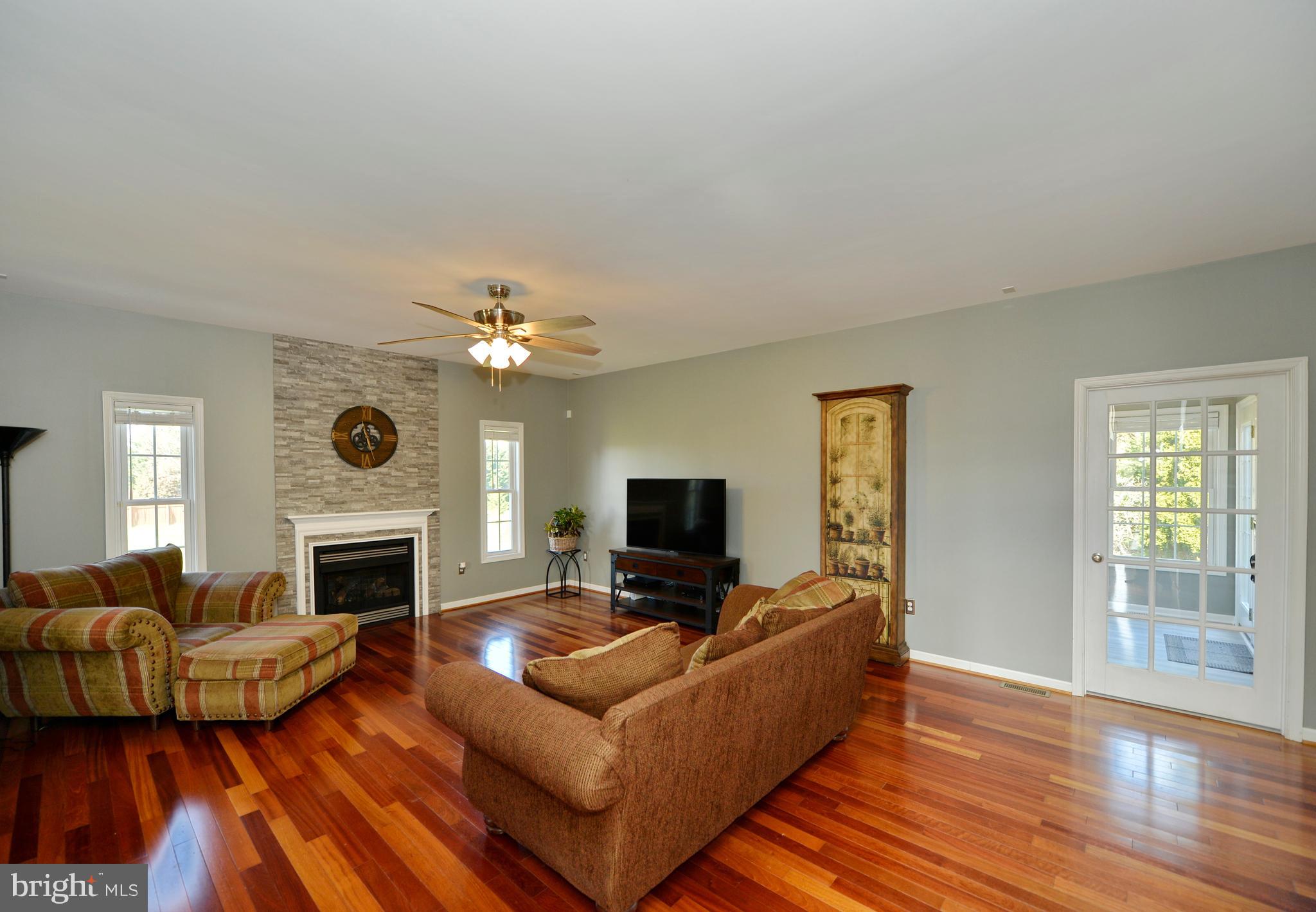 EASTLAND - Residential