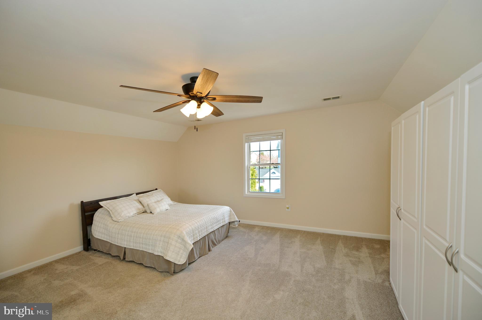 EASTLAND - Residential