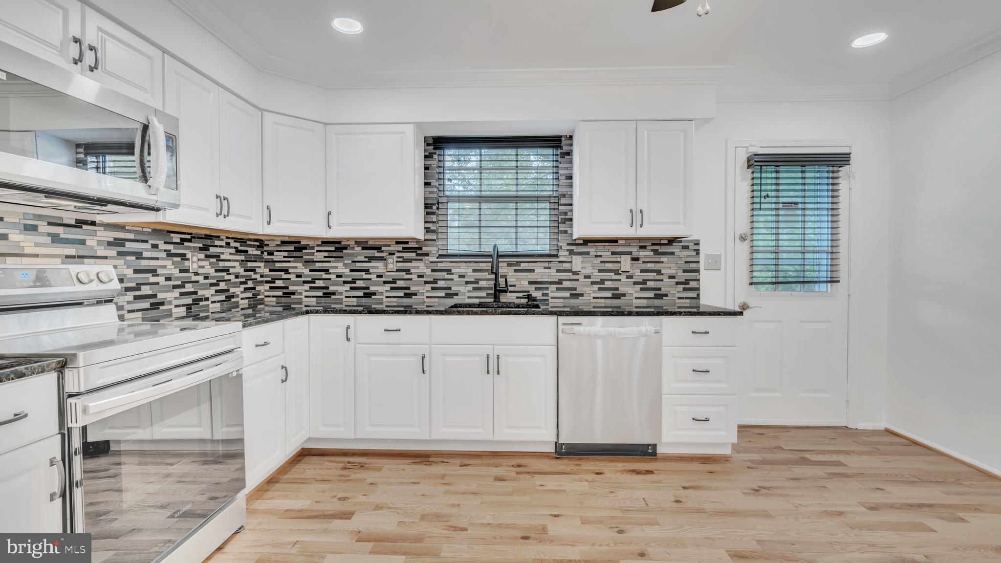 COLETON KNOLL - Residential