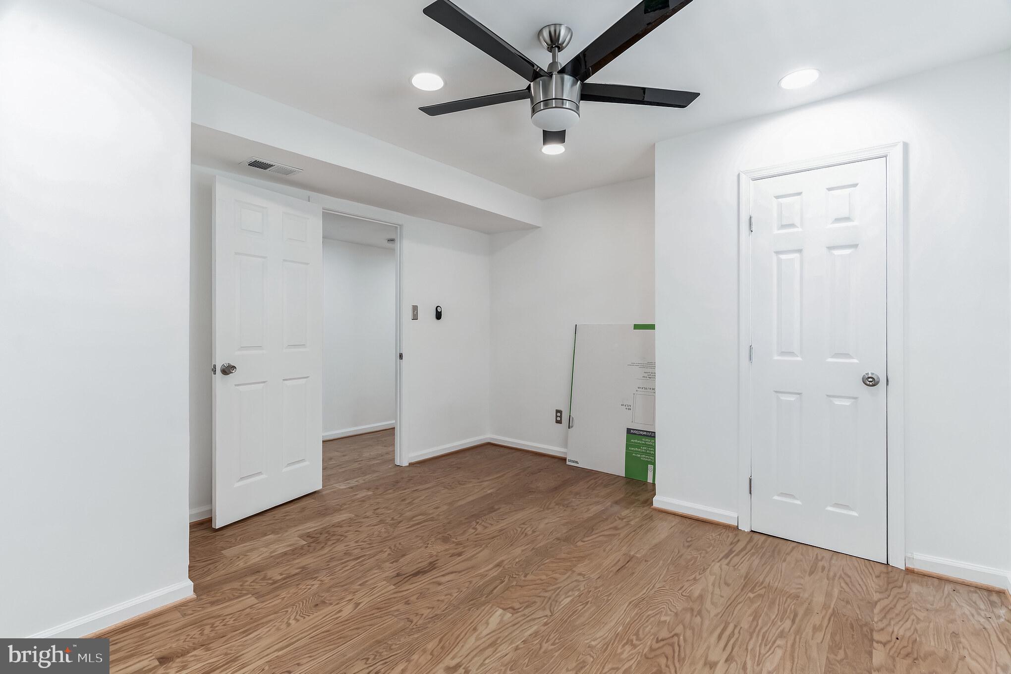 COLETON KNOLL - Residential