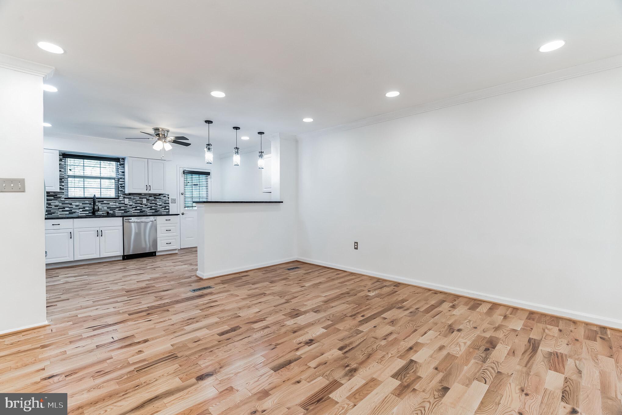 COLETON KNOLL - Residential