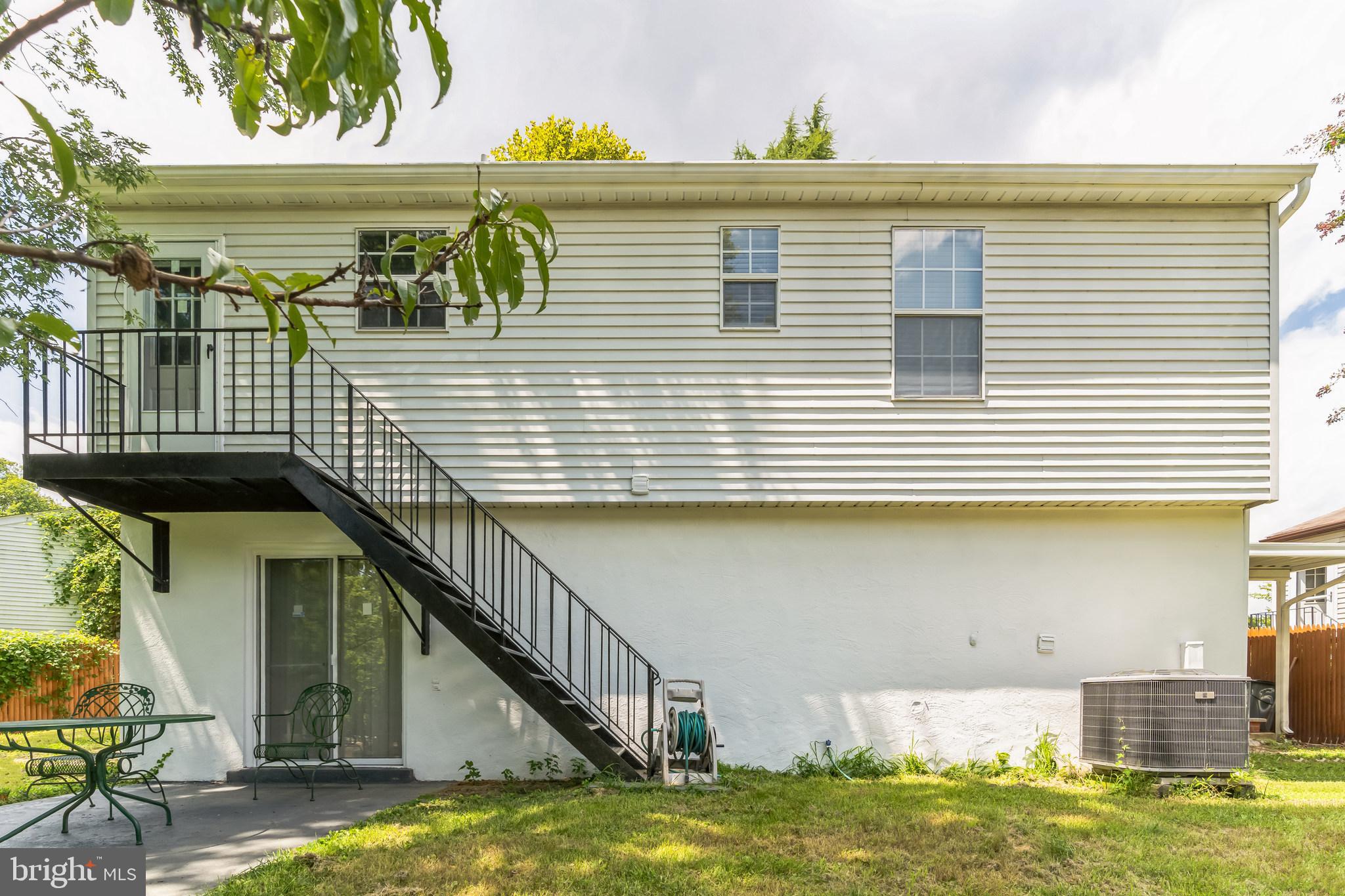 COLETON KNOLL - Residential