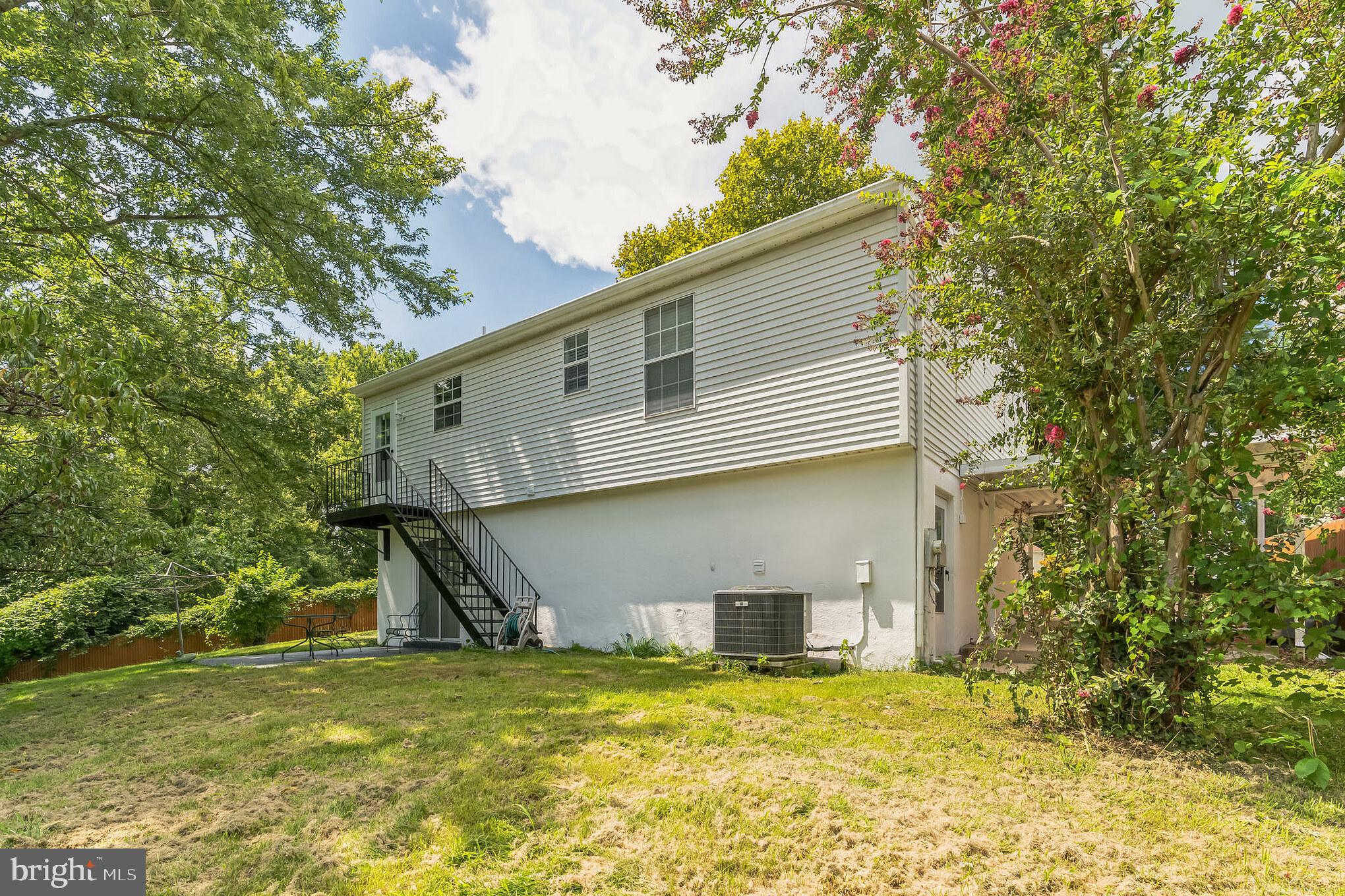 COLETON KNOLL - Residential